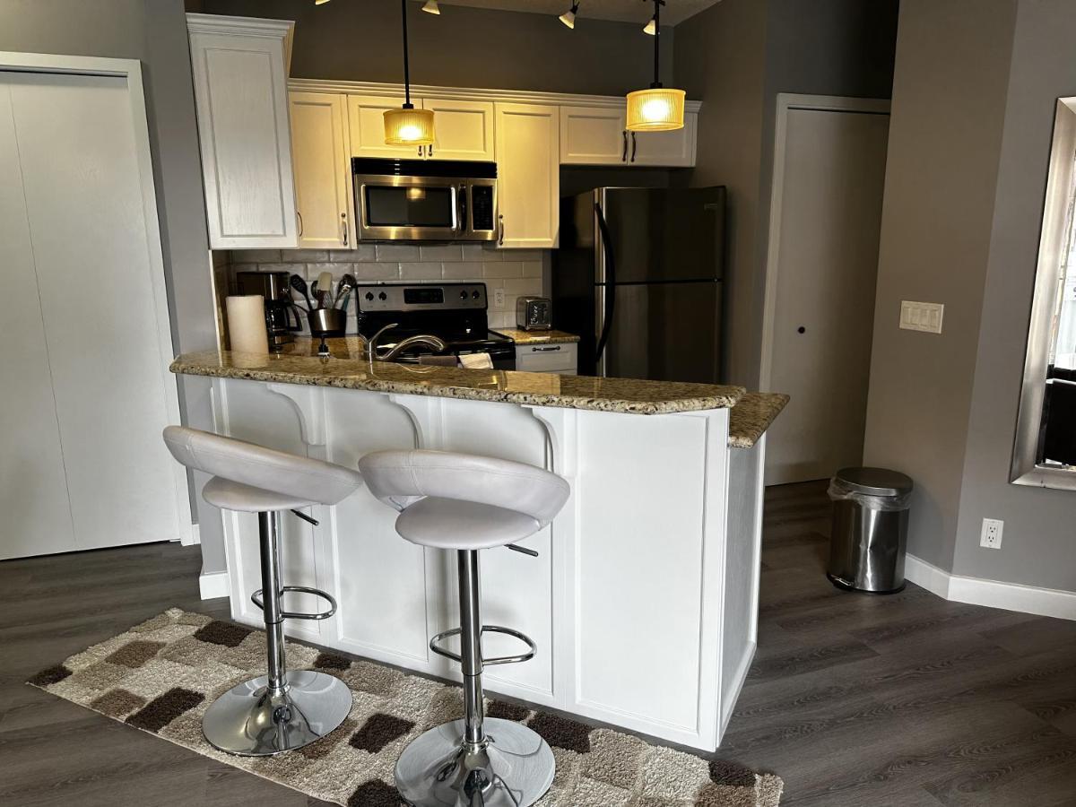 Luxury Two Queen Beds Condo - Grande Rockies Resort Indoor Parking Pool Hot Tub Gym แคนมอร์ ภายนอก รูปภาพ