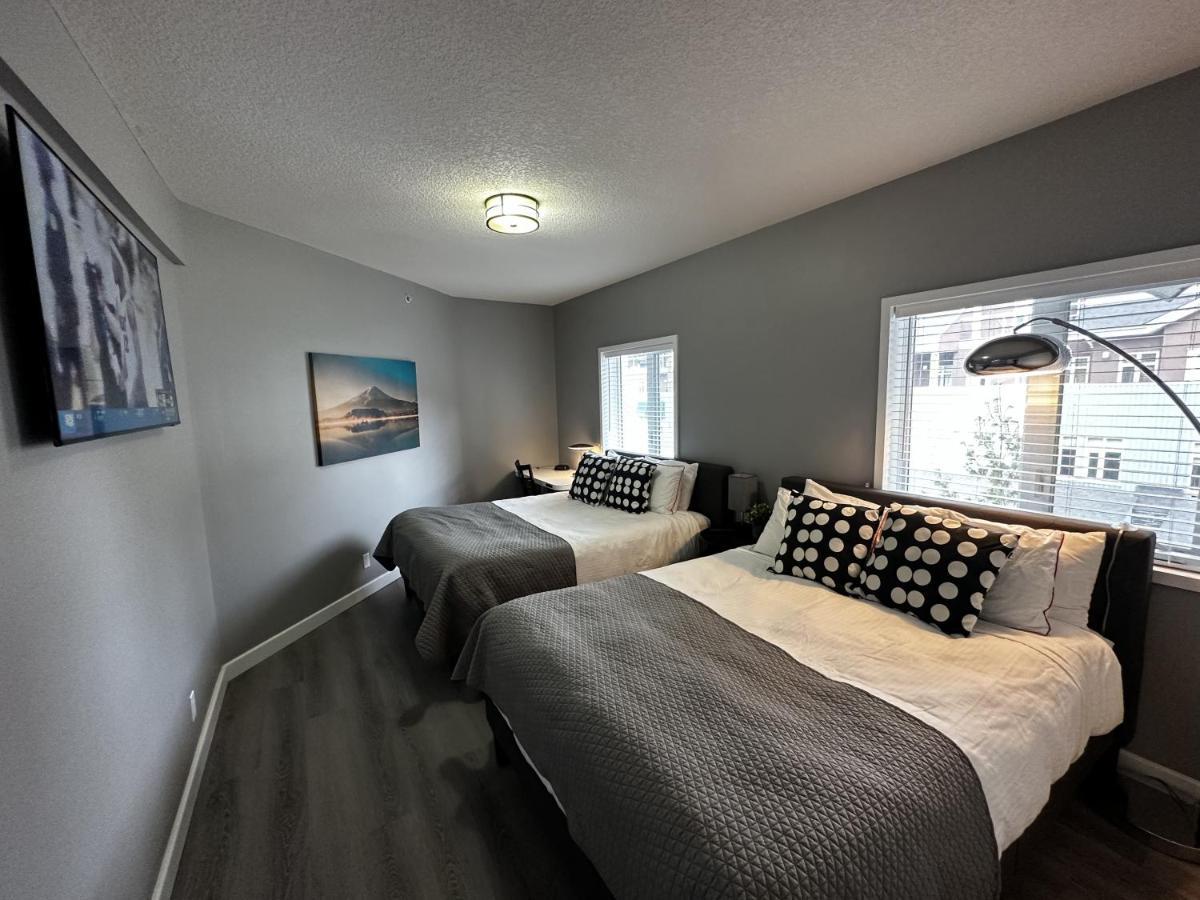 Luxury Two Queen Beds Condo - Grande Rockies Resort Indoor Parking Pool Hot Tub Gym แคนมอร์ ภายนอก รูปภาพ